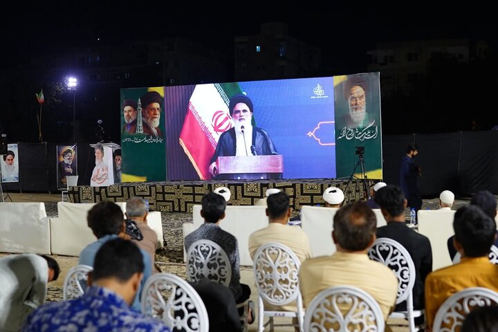 کراچی میں عظیم الشان ”امام امت کانفرنس“: شیعہ و سنی علماء کی شرکت/امام خمینیؒ کا اصل مقصد، مسلمانوں کو رنگ، نسل اور فرقہ واریت سے بالاتر ہو کر ایک مضبوط امت بنانا تھا، مقررین