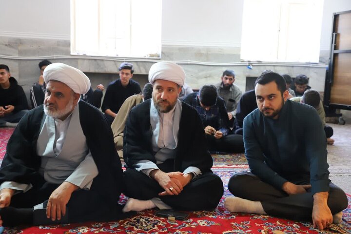 تصاویر/ بازدید مدیر حوزه علمیه کردستان از مدرسه علمیه قروه
