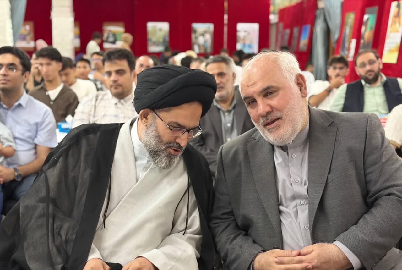 غدیر برای امت اسلامی پیامآور وحدت و هدایت است