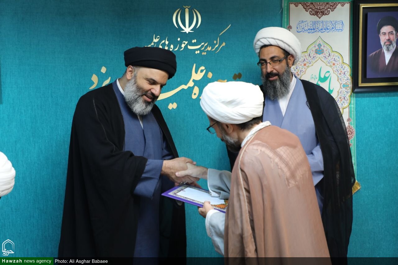 مبلغین برنامه گفت و گو محور (کافه مه شکن) تجلیل شدند+ تصاویر