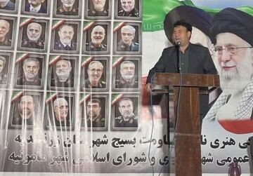 ایستادگی مردم در برابر فشارها، توطئه‌های دشمن را خنثی کرد