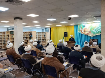 بررسی چالش‌ها و راهکارهای اجرای نظام جامع آموزش در مدارس علمیه خراسان