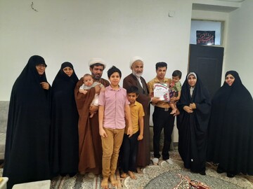 تجلیل امام جمعه برازجان از ۱۳طلبه خواهر در راستای ترویج فرهنگ فرزندآوری