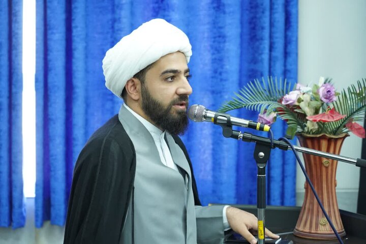 تصاویر/دیدار جمعی از مسئولان هیئت‌های مذهبی لرستان با نماینده ولی‌فقیه در استان