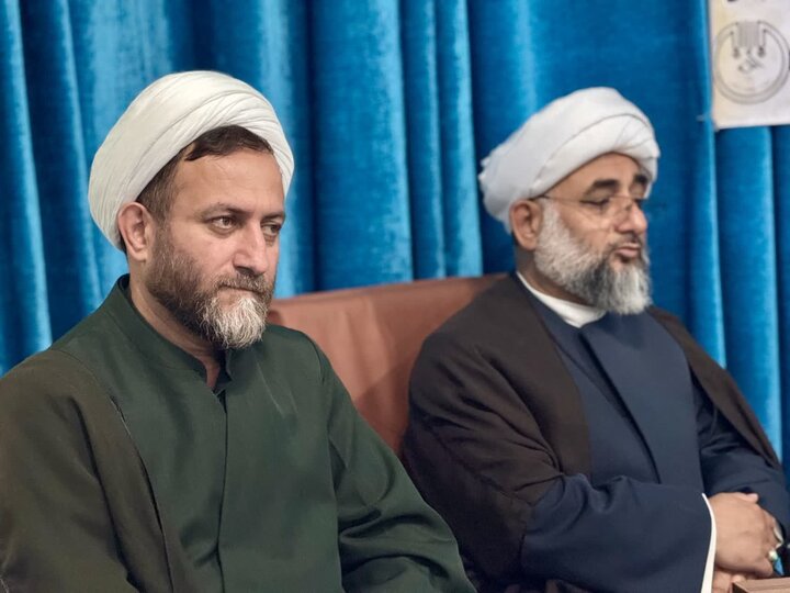 تصاویر/ نشست طلایه داران تبلیغ شهرستان رودبار با حضور مدیر حوزه علمیه استان گیلان
