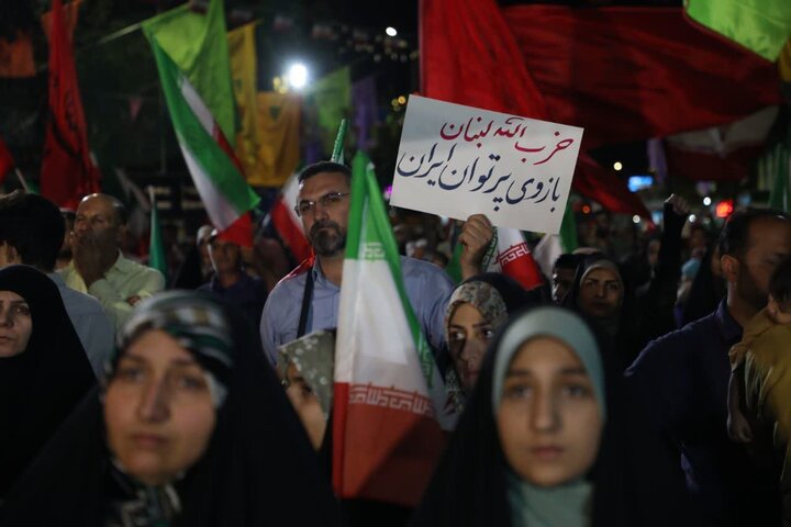 تصاویر / اجتماع مردمی «شب‌های اقتدار» مردم انقلابی شهر سمنان