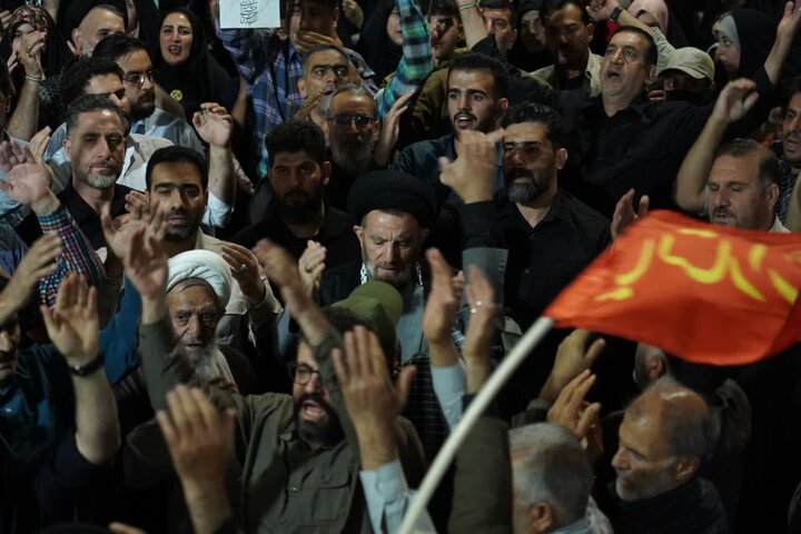 تصاویر/موج ۱۰۰ حضور باشکوه رزمندگان خیابان در حمایت از رزمندگان میدان در خرم آباد