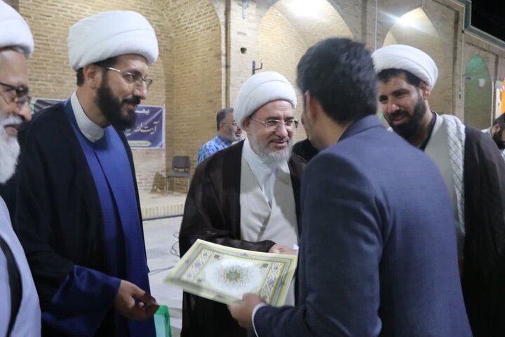 تصاویر/رونمایی از گنبد امام‌زاده سید سلطان محمد (فم) تفرش