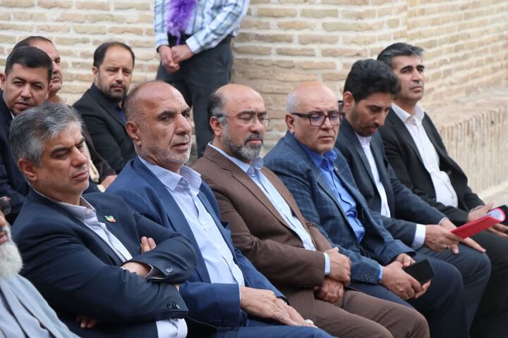 تصاویر/رونمایی از گنبد امام‌زاده سید سلطان محمد (فم) تفرش