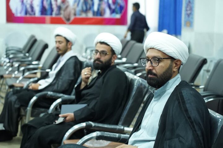 تصاویر/نشست شورای همکاری های حوزه علمیه و آموزش و پرورش لرستان