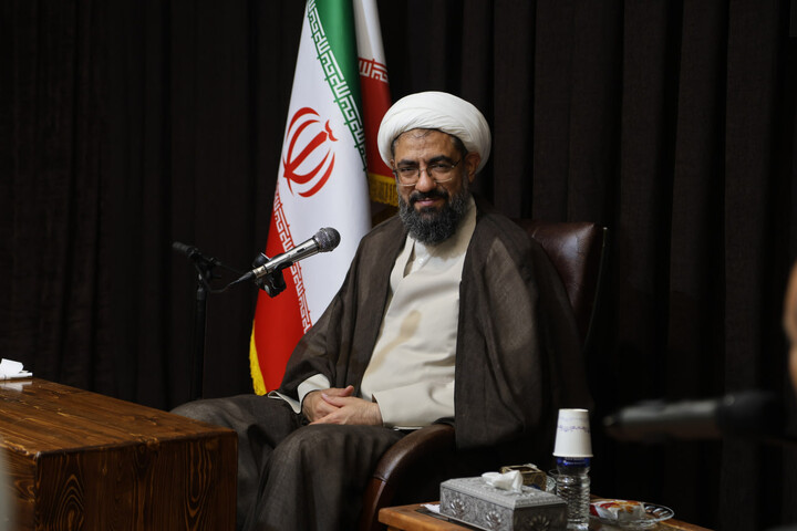 تصاویر / دیدار مدیرکل کمیته امداد استان همدان با نماینده ولی فقیه در همدان