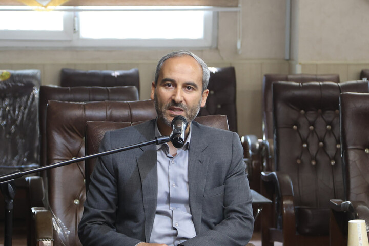 تصاویر / دیدار مدیرکل کمیته امداد استان همدان با نماینده ولی فقیه در همدان