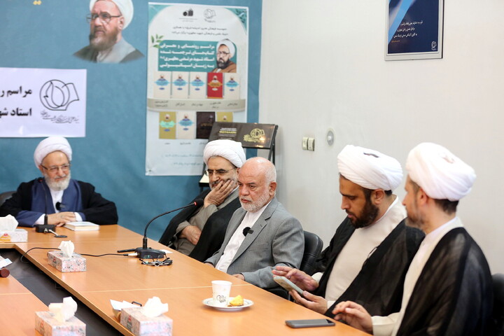 تصاویر/ مراسم رونمایی و معرفی کتاب های ترجمه شده استاد شهید مرتضی مطهری به زبان اسپانیایی