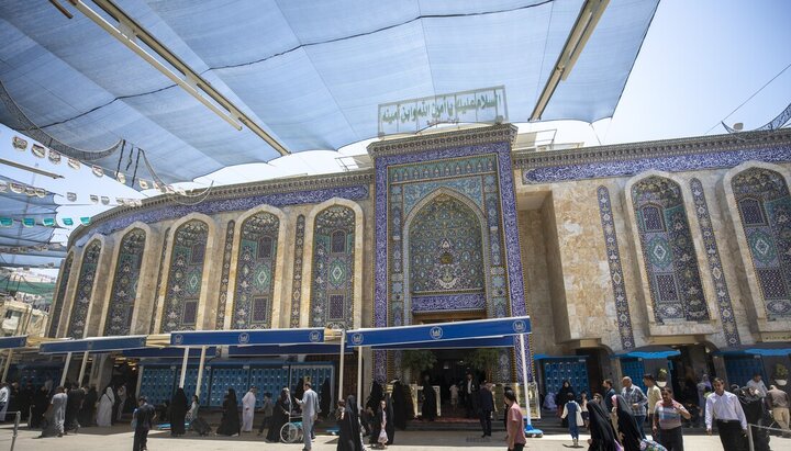 العتبة الحسينية تنجز أعمال تظليل محيط الصحن الشريف استعداداً للمحرم وتخفيفاً من حرارة الصيف