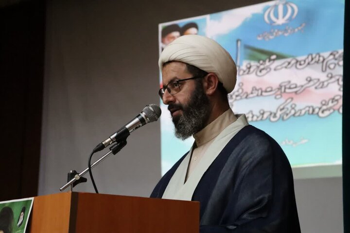 تصاویر/ همایش پرچمداران عرصه تبلیغ حوزه علمیه بابل