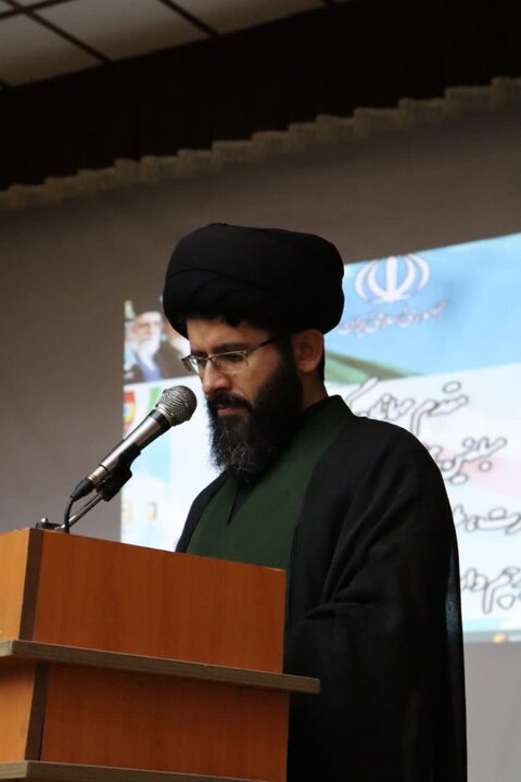 تصاویر/ همایش پرچمداران عرصه تبلیغ حوزه علمیه بابل
