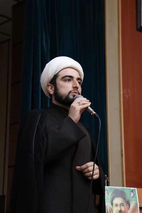 تصاویر/ همایش پرچمداران عرصه تبلیغ حوزه علمیه بابل