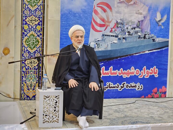 تصاویر/یادواره شهید ناوچه دِنا، ساسان افخمی، در سنندج برگزار شد