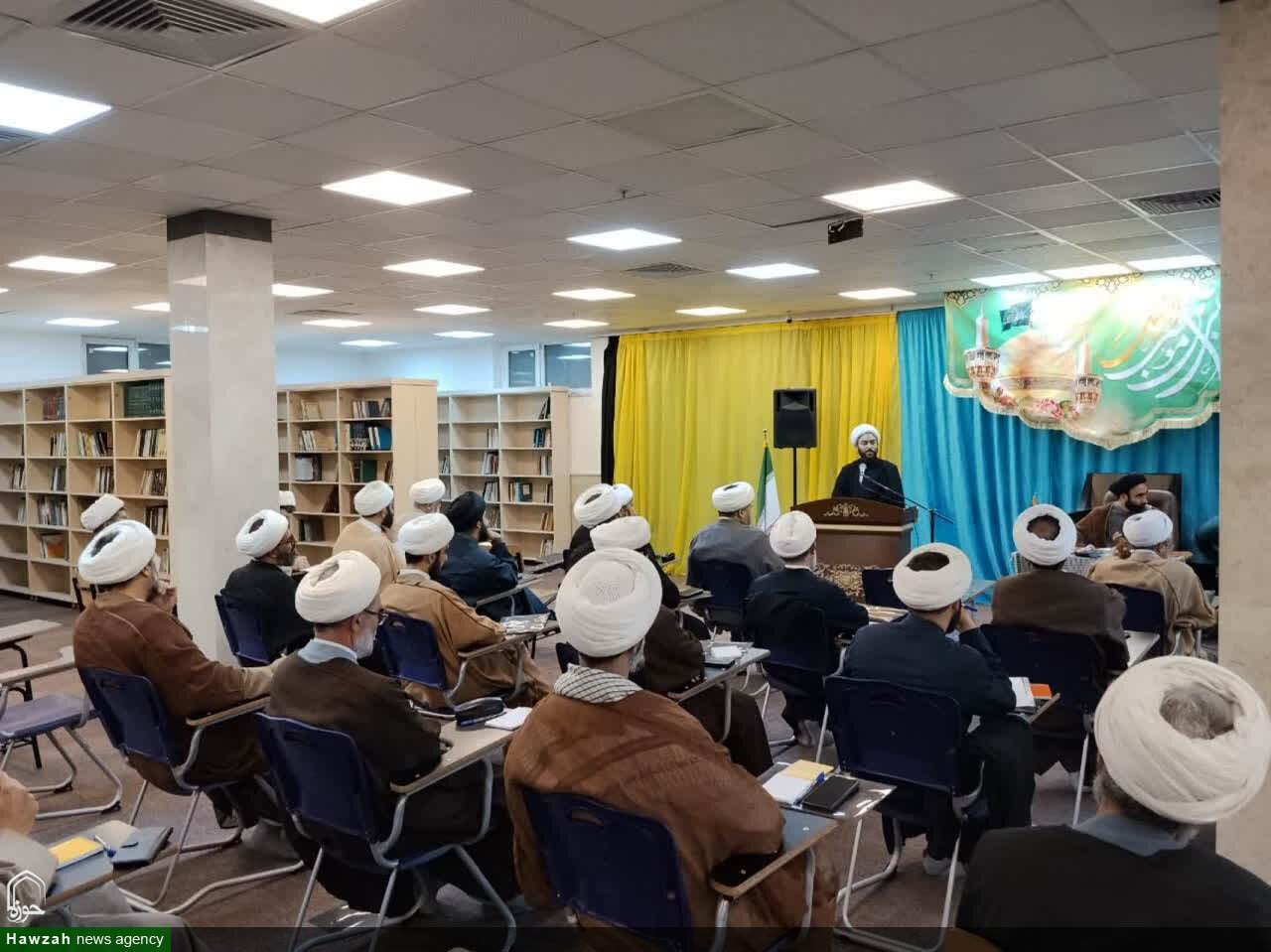 بررسی چالش‌ها و راهکارهای اجرای نظام جامع آموزش در مدارس علمیه خراسان