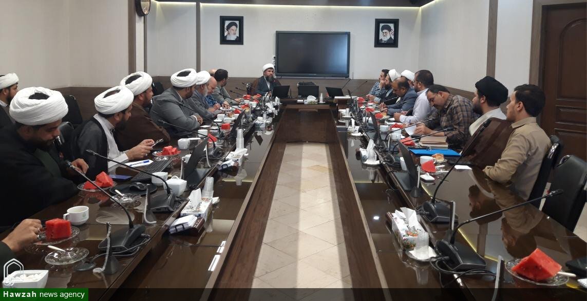 برگزاری دوره توانمندسازی مسئولان پشتیبانی مدارس علمیه خراسان رضوی