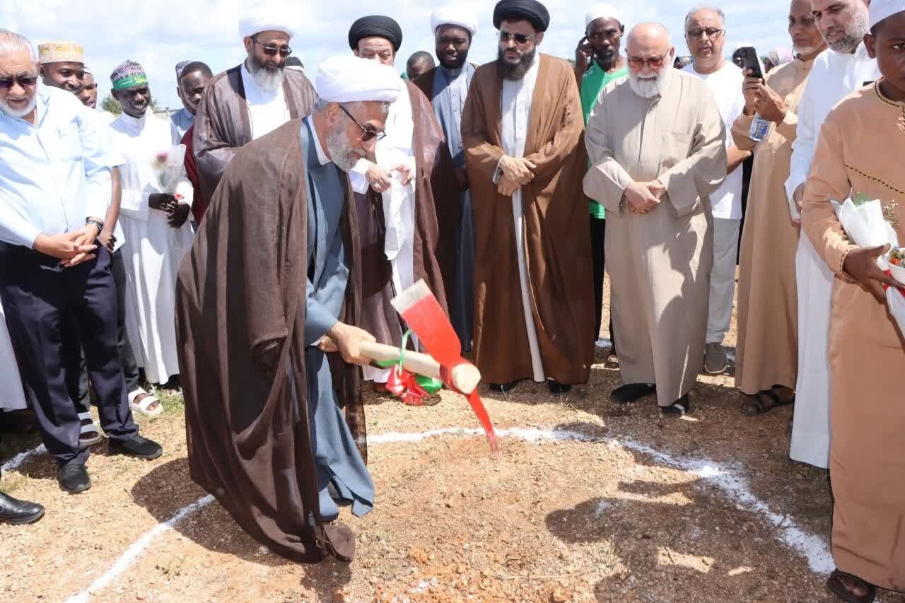 Picha/ Uwekaji wa Jiwe la Msingi la Ujenzi wa Chuo kikuu cha Hikmah cha Afrika Mashariki