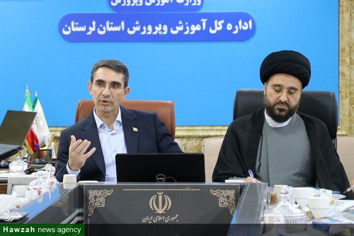 هویت‌سازی مسئله مشترک حوزه و آموزش و پرورش است