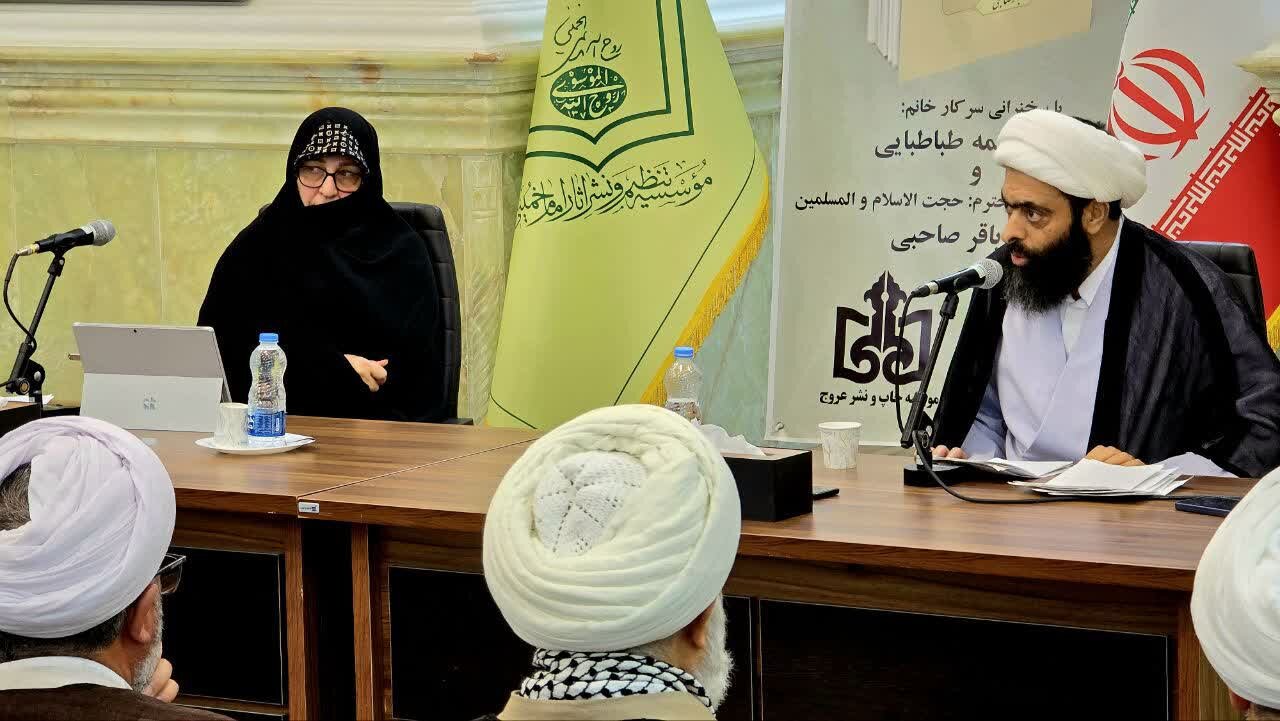 بازخوانی منظومه فکری امام خمینی(ره) ضرورتی اجتناب‌ناپذیر برای پژوهشگران است
