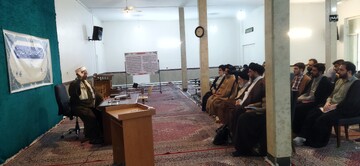 کارهای تحقیقاتی بیشتری باید درباره تشیع در سطح جهان صورت گیرد
