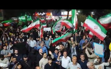 فیلم | دریای حضور خرم آبادی در شب صد و یکم حماسه