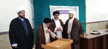 تصاویر/ آیین تکریم مبلغان فعال در ترویج فرهنگ ولایت و امامت در مدرسه قائم (عج)