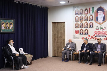 تصاویر/ دیدار رئیس کمیته امداد امام خمینی (ره) با نماینده ولی فقیه در خوزستان