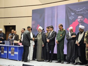 تصاویر/مراسم تجلیل از خانواده‌های معظم شهدای «جنگ رمضان» کردستان