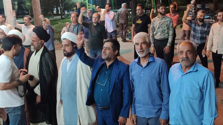 تصاویر/ صدو یکمین اجتماع بزرگ‌ شبانه مردمی سفیدشهر در لبیک به ندای رهبر معظم انقلاب