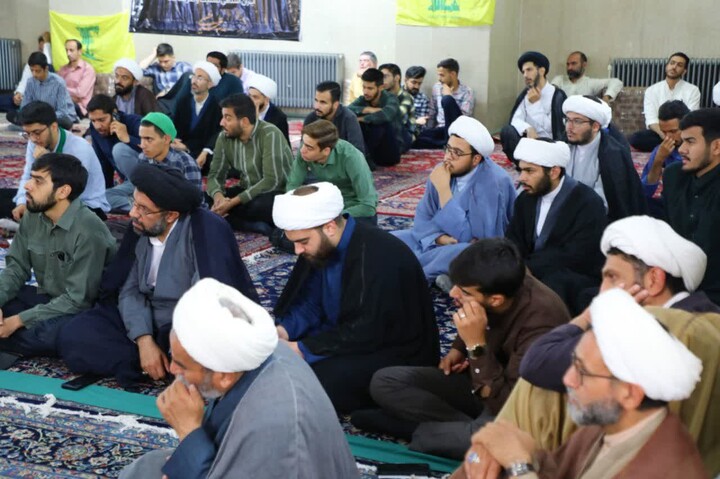 تصاویر/ نشست بصیرتی با حضور حجت‌الاسلام طائب برگزار شد