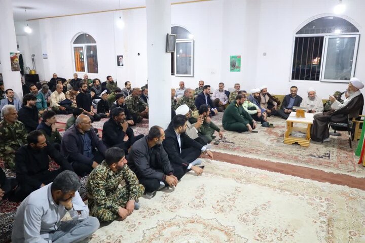 تصاویر/ حضور حجت الاسلام و المسلمین محمدی لائینی در حسینیه یادمان شهدای گمنام کلاردشت