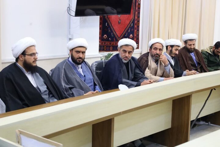 تصاویر/ نشست جامعه روحانیت کلاردشت با حضور نماینده ولی فقیه در مازندران