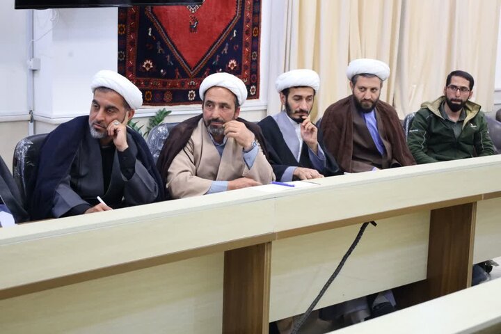 تصاویر/ نشست جامعه روحانیت کلاردشت با حضور نماینده ولی فقیه در مازندران