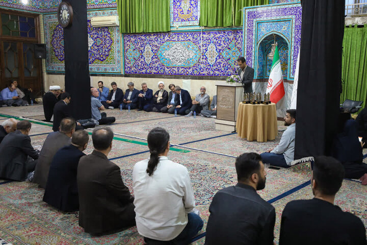 تصاویر / نمایشگاه آثار منتخب جشنواره ملی خوشنویسی با حضور امام جمعه قزوین افتتاح شد