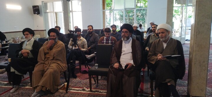 تصاویر/ مدرسه علمی بهاره با موضوع «نصوص امامت؛ از دلالت تا کاربست هدایتی»