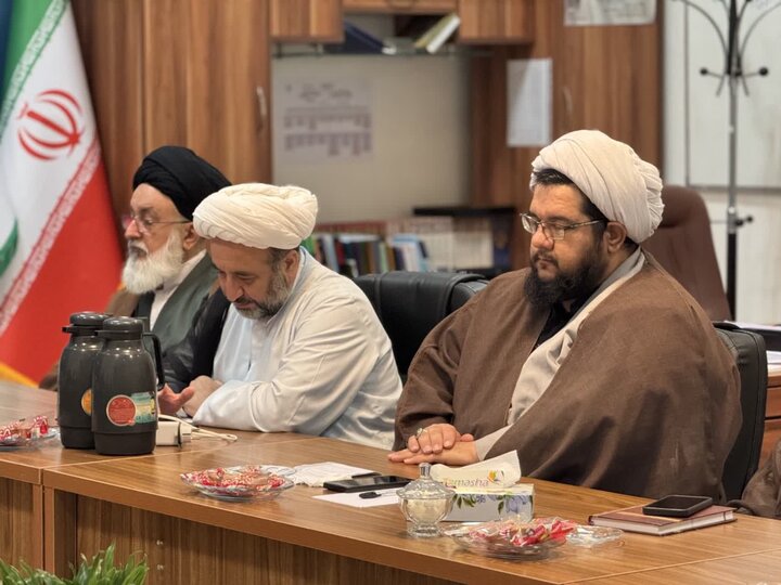 تصاویر/ نشست مدیران مدارس علمیه استان گیلان با مدیر و معاونین حوزه علمیه استان گیلان