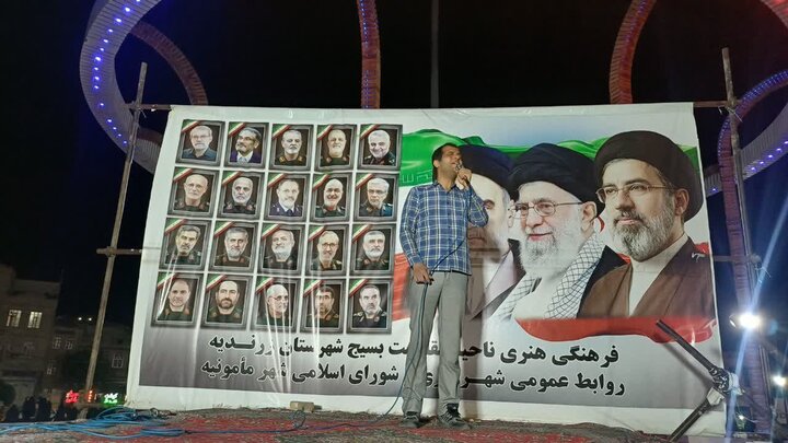 تصاویر/صد و یکمین شب حضور پرشور مردم ولایتمدار مامونیه در تجدید بیعت با آرمان‌های انقلاب