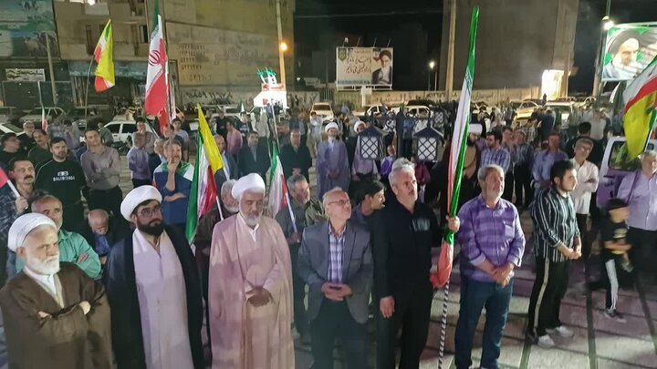 تصاویر/صد و یکمین شب حضور پرشور مردم ولایتمدار مامونیه در تجدید بیعت با آرمان‌های انقلاب