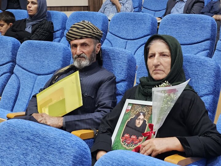 تصاویر/مراسم تجلیل از خانواده‌های معظم شهدای «جنگ رمضان» کردستان