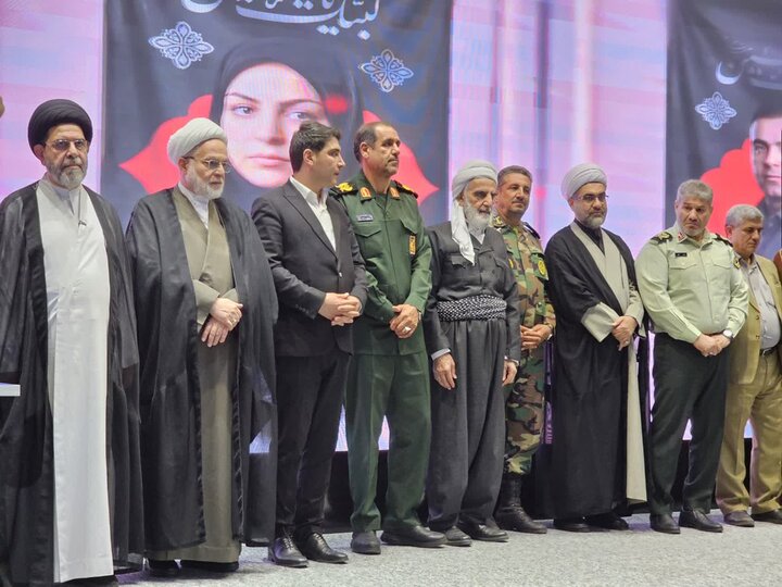 تصاویر/مراسم تجلیل از خانواده‌های معظم شهدای «جنگ رمضان» کردستان