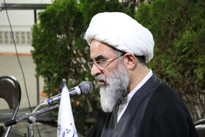 تصاویر/ حضور آیت الله فاضل لنکرانی در صدمین شب تجمع حماسه حضور و جبهه مقاومت شبانه در میدان رسالت قم