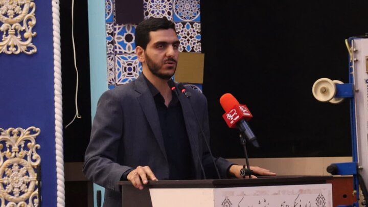 تصاویر/آیین تجلیل از معلمان جهادگر نسل فردا در فرهنگسرای شهر اراک