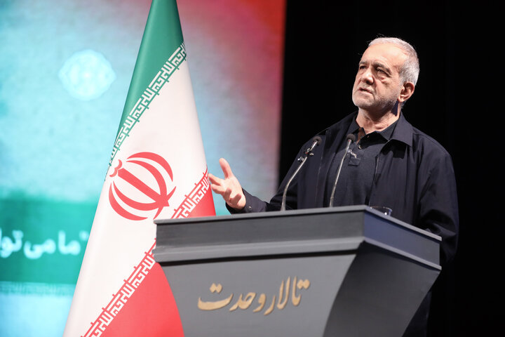 تصاویر/ آیین گرامیداشت امین ایران با حضور رئیس جمهور