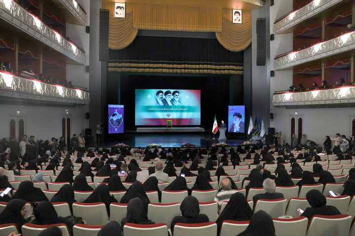 تصاویر/ آیین گرامیداشت امین ایران با حضور رئیس جمهور