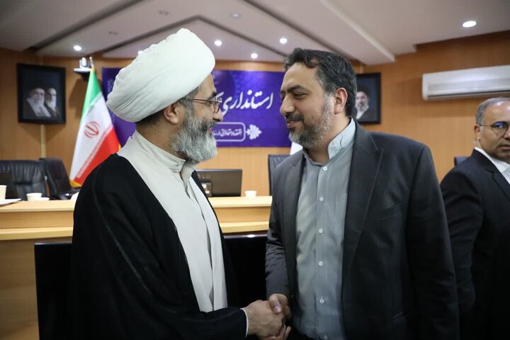 تصاویر/ آیین تکریم و معارفه امام جمعه موقت سمنان