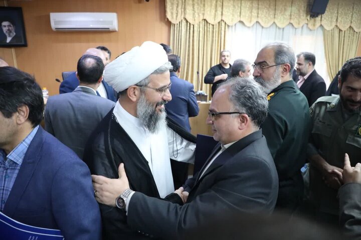 تصاویر/ آیین تکریم و معارفه امام جمعه موقت سمنان